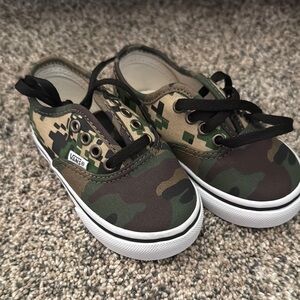 Vans Toddler Camouflage Sneakers